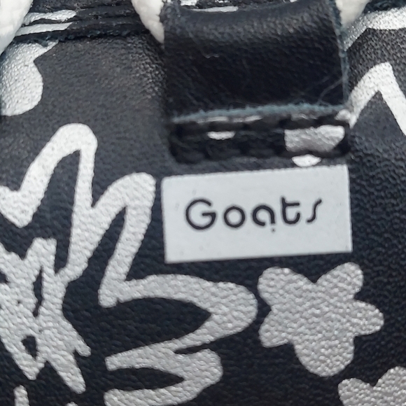 GOATS Leather Upper Sneakers Black Silver Flowers Women's Size 7.5 - Picture 9 of 10